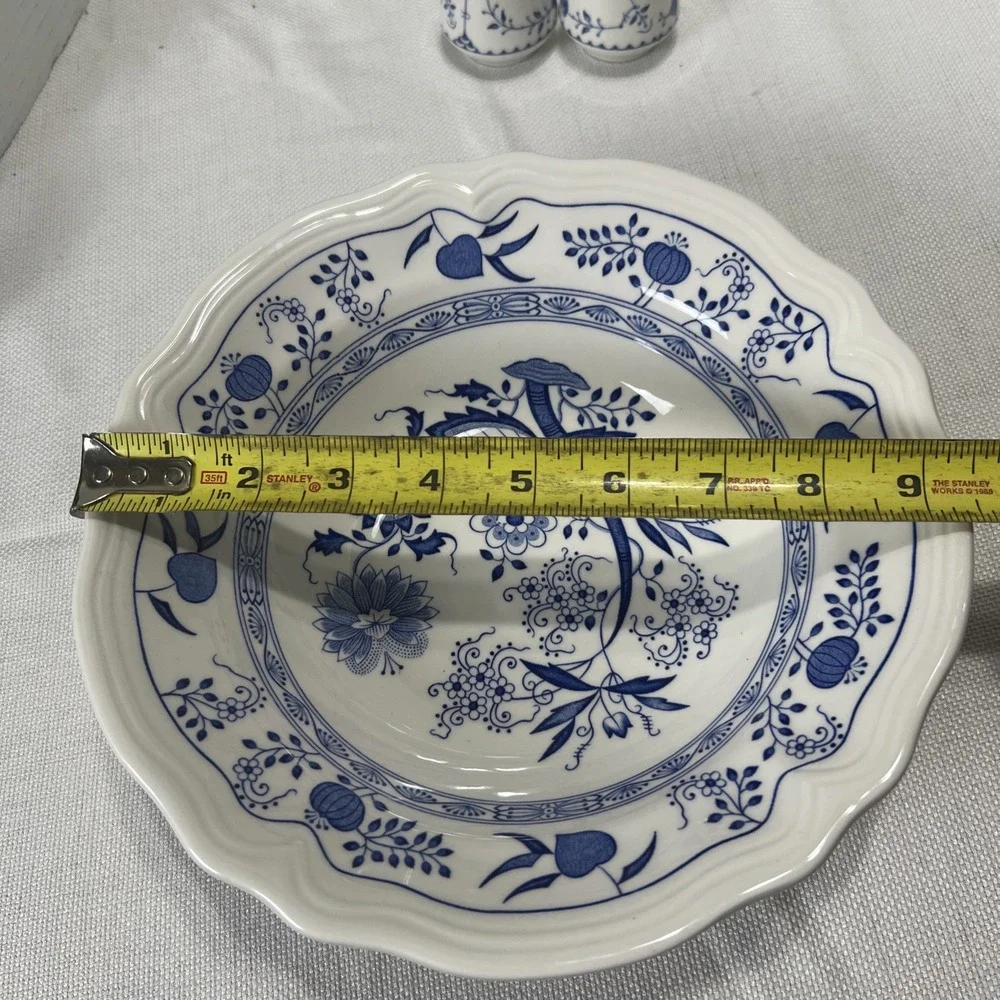 Vintage Oriental Onion Ironstone (Japan) 9-1/2 inch Vegetable/Serving Bowl